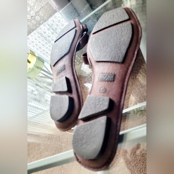 Hugo Boss Women's Leather Slide Sandals Stud Straps Brown EU 40/US 10 - Picture 8 of 16